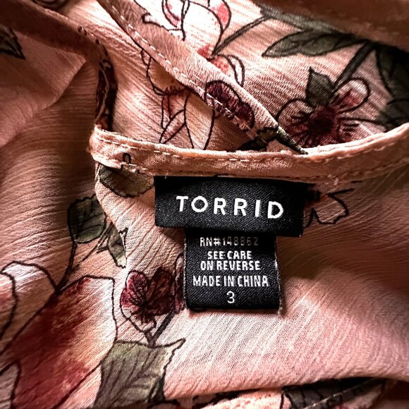 Floral Bell Sleeve Top Blush Pink Plus Size 3 By Torrid Lightweight Flowy Womens - Picture 5 of 8